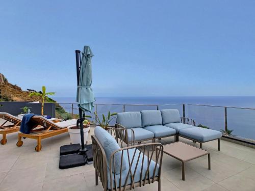 Villa Omar by LovelyStay 5