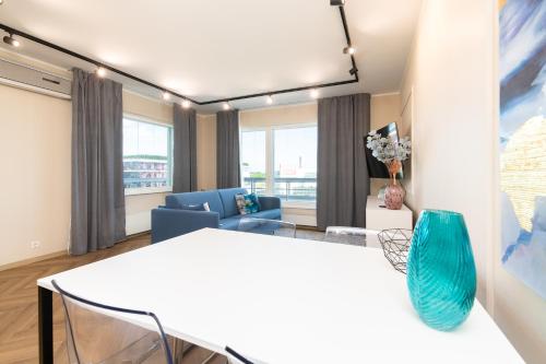 New Chic 2-bed at Viru by CentralApartments