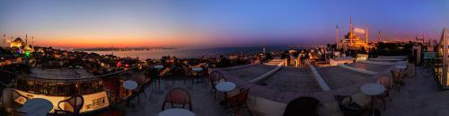 The Magnaura Palace Hotel - image 13