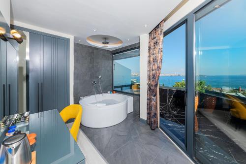 Steamroom, The Magnaura Palace Hotel in Sultanahmet