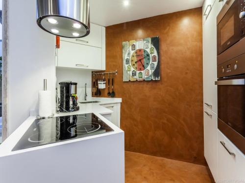 Carmo Chiado Deluxe Apartment - image 5