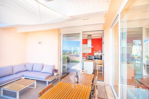 Attico Luce e Colori - Terrazza Vista Mare - 5 Bdr in Elia