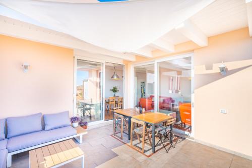 Attico Luce e Colori - Terrazza Vista Mare - 5 Bdr in Elia