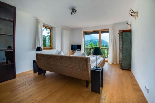 Idyllisches Ferienhaus mit 4 SZ, Sauna, Fitness & Panoramablick