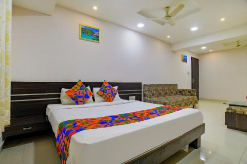 FabHotel Grand Raj