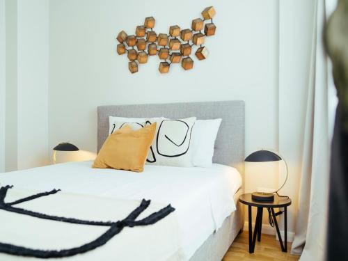 Superb City View - Bright & Stylish - 2BR - Tap to explore photos