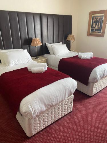 George Hotel 3