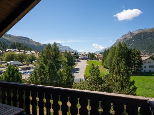 Apartment Chesa La Sajetta 12 by Interhome in Silvaplana