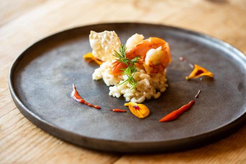 Hotel Hubertus - image 8