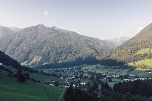 Alpenpalace Luxury Hideaway & Spa Retreat
