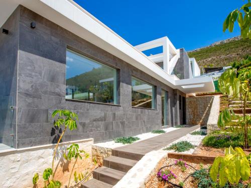 Villa Villa Atina by Interhome in ลามันดารีนา