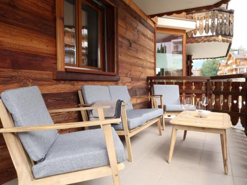 Apartment Coeur des Alpes 301 by Interhome