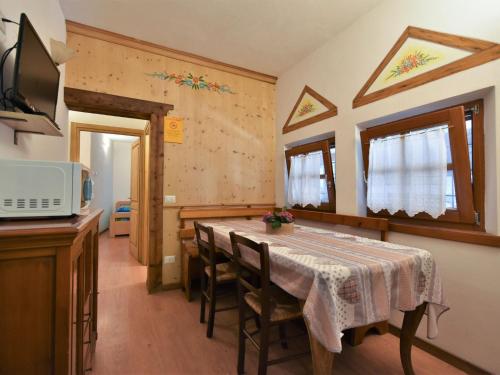  Apartment La Cá Vegia-1 by Interhome in San Cassiano