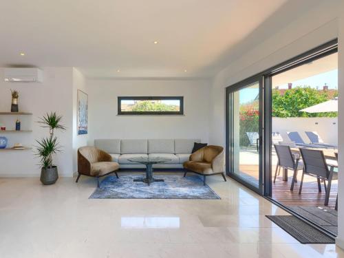 Holiday Home Villa Irena by Interhome in Basanija