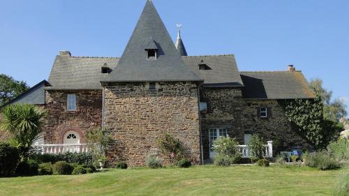 B&B Saint-Thurial - Manoir La Haie Chapeau - Bed and Breakfast Saint-Thurial