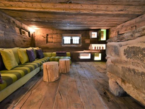 Chalet Baita Barin by Interhome in มาเดซีโม