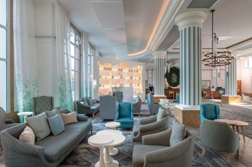 Lobby, Dream Castle Paris in Disneyland