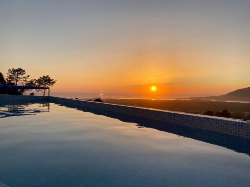 Infinity House - Beach and Mountain