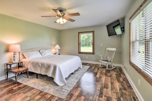 Pet-Friendly Woodsy Gem quarter Mi to Chesapeake Bay