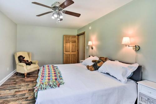 Pet-Friendly Woodsy Gem quarter Mi to Chesapeake Bay