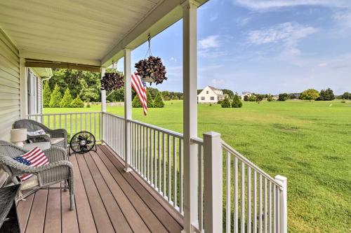 Pet-Friendly Woodsy Gem quarter Mi to Chesapeake Bay