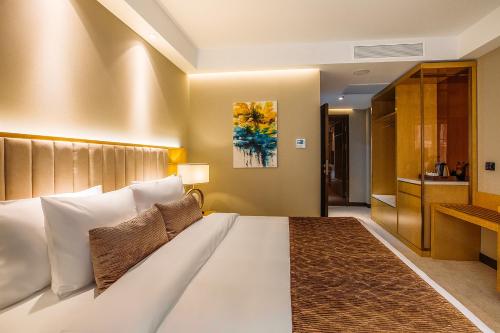 Marjan Plaza Hotel Room Type - Standard Double Room - Non-Smoking