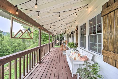 Riverfront Sugar Grove Home Hot Tub and Views! in Sugar Grove, USA