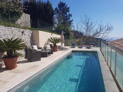 Luxurious, Quiet, and Peaceful, 3 floor villa, 5km from Monaco - Location, gîte - La Turbie