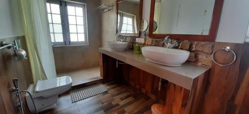 Bathroom, Dhami House (Homestay) in Shimla