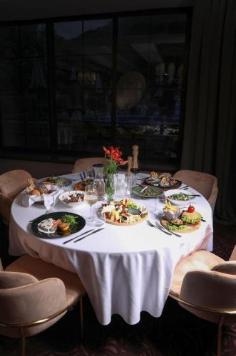 384600241 Best Western Plus Paradise Hotel Dilijan