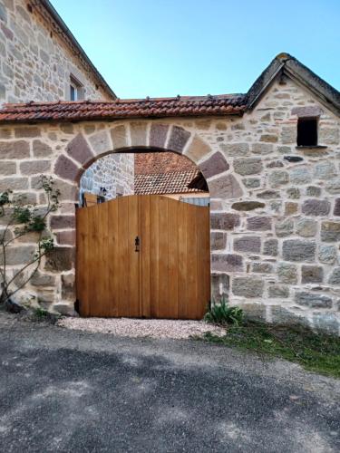 GITE DE CARACTERE CHEZ CELINE gîte à louer Tudeils