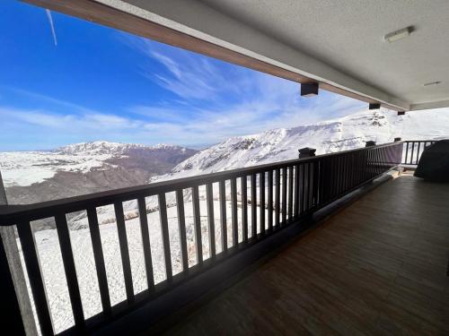 Bello y amplio Depto con vista a la cordillera 7PAX Servicio HOM LCCB 404 - Apartment - Valle Nevado