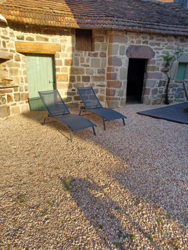 GITE DE CARACTERE CHEZ CELINE in โบลิเยอ-ซูร์-ดอร์ดอญ