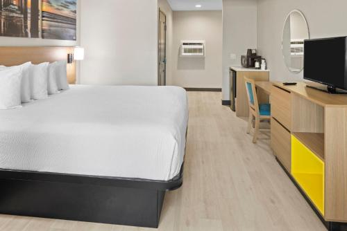 Days Inn by Wyndham San Diego-East/El Cajon in El Cajon (CA)