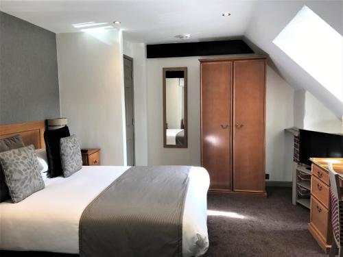 La Barbarie Hotel - image 5