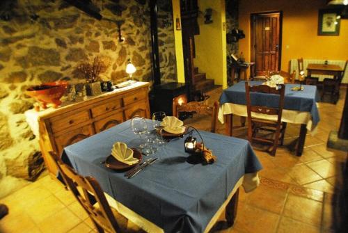 Étterem, La Trocha De Hoyorredondo in Hoyorredondo