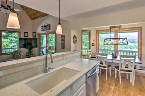 Mountain Escape with Stunning Views! in Franklin, USA