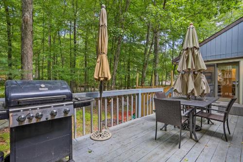 Poconos Gem Fire Pit, Hot Tub, Community Pool