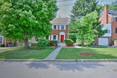 Vibrant Hyattsville Home 7 Mi to Downtown DC!