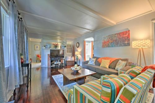 Vibrant Hyattsville Home 7 Mi to Downtown DC!