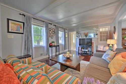 Vibrant Hyattsville Home 7 Mi to Downtown DC!