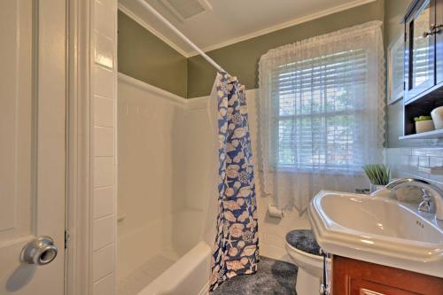 Vibrant Hyattsville Home 7 Mi to Downtown DC!