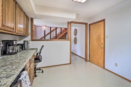 Bryan Home with Deck and Yard about 4 Mi to Texas A and M! in Bryan, USA