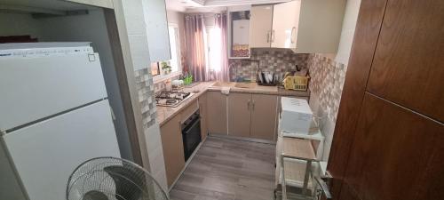מטבח, L'Andalousia "10 minutes from airport" in Ariana