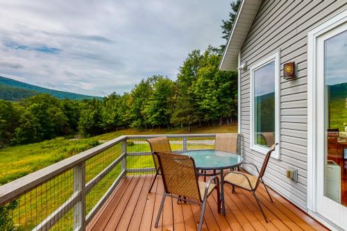 Green Garden Getaway in Pawlet, USA