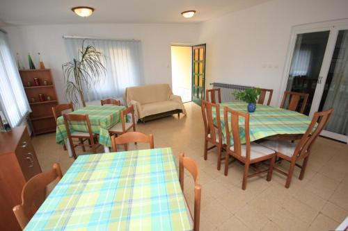 Apartments with a parking space Moscenicka Draga Opatija - 7740 - image 9