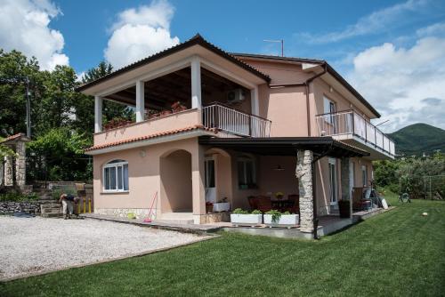  Apartments with a parking space Opric, Opatija - 7726 in Opric