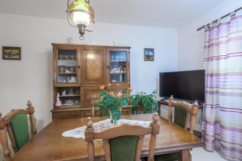 المرافق, Family friendly house with a parking space Sveti Martin, Central Istria - Sredisnja Istra - 7849 in Martinski