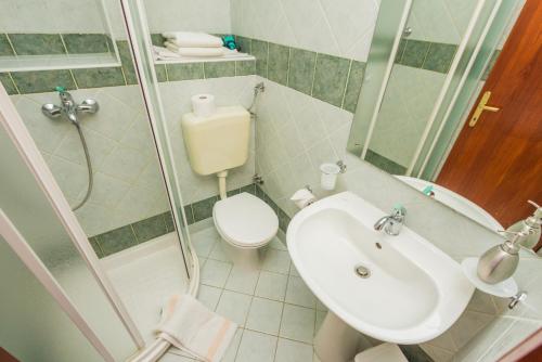 Rooms by the sea Moscenicka Draga Opatija - 7767 - image 7
