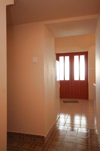 Family friendly seaside apartments Susak Losinj - 8050 - image 10